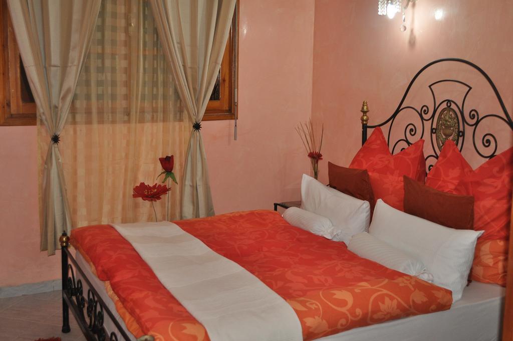Zina Apartment Marrakesh Room photo